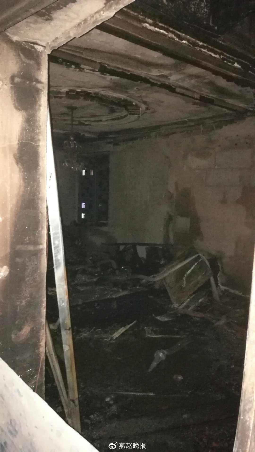 情況通報(bào)！邯鄲市一小區(qū)疑似天然氣燃爆，造成2人受傷