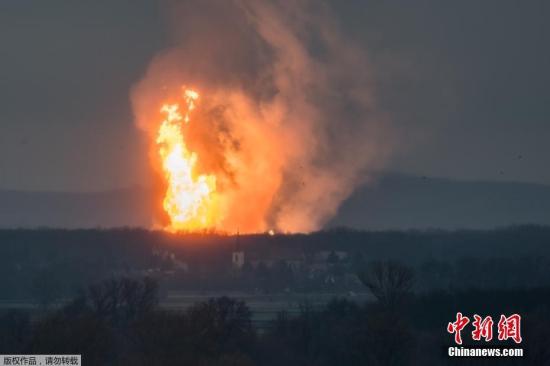  當(dāng)?shù)貢r(shí)間12月12日，奧地利鮑姆加騰一座大型天然氣站發(fā)生爆炸，數(shù)人受傷。